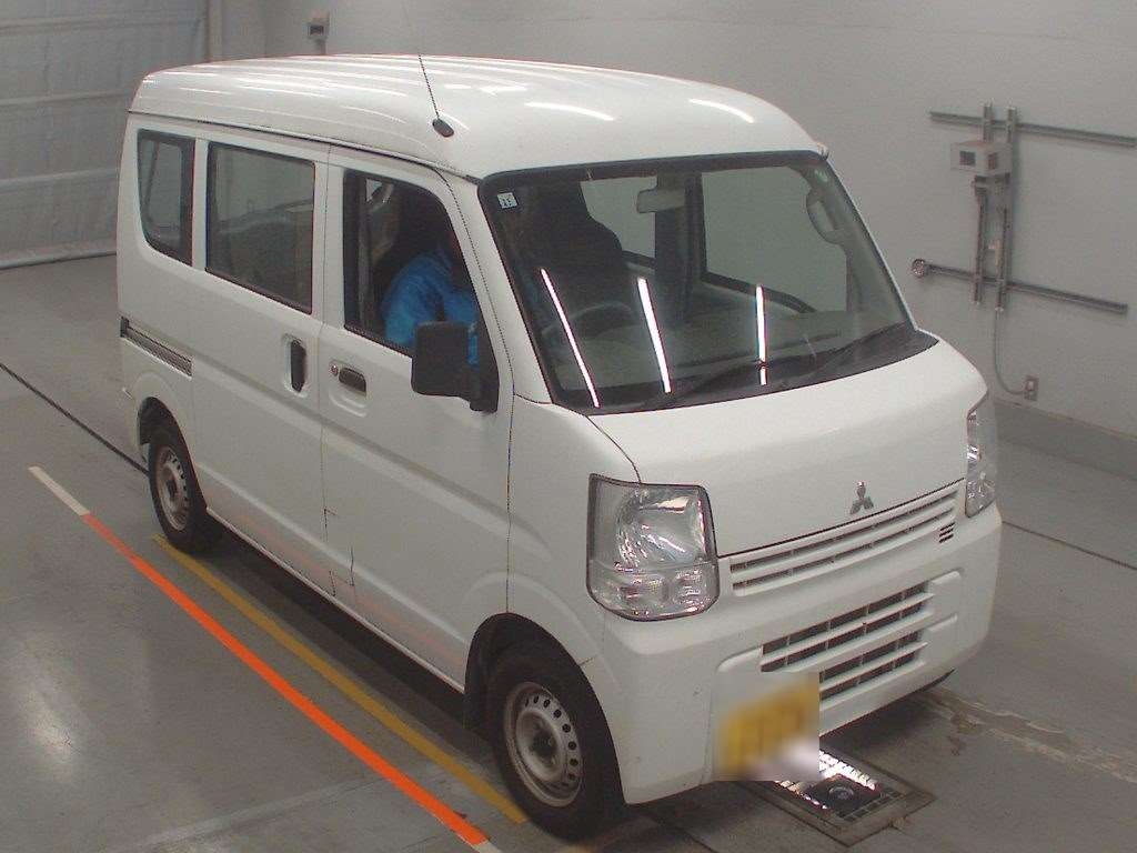 MITSUBISHI MINICAB