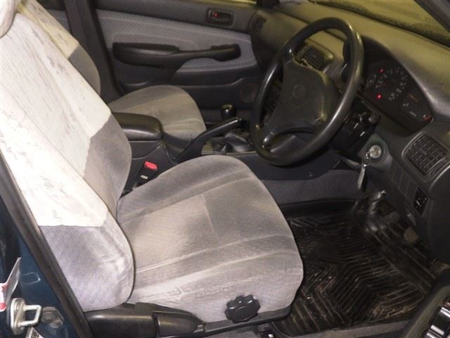 TOYOTA CARINA