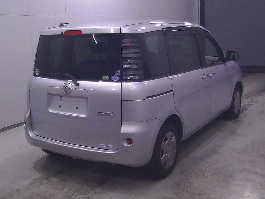 TOYOTA SIENTA