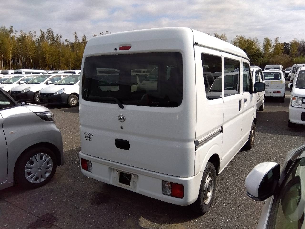 NISSAN NV100 CLIPPER