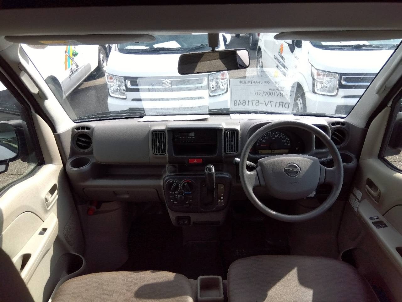 NISSAN NV100 CLIPPER