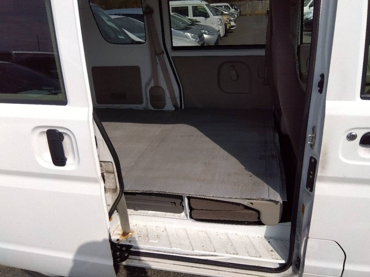 NISSAN NV100 CLIPPER