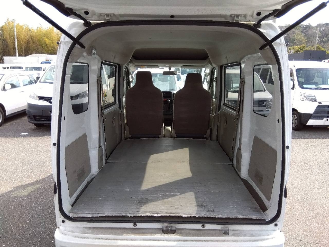 NISSAN NV100 CLIPPER