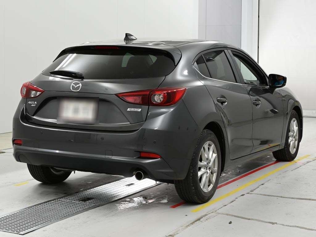 MAZDA AXELA