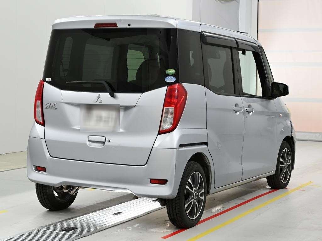 MITSUBISHI EK SPACE