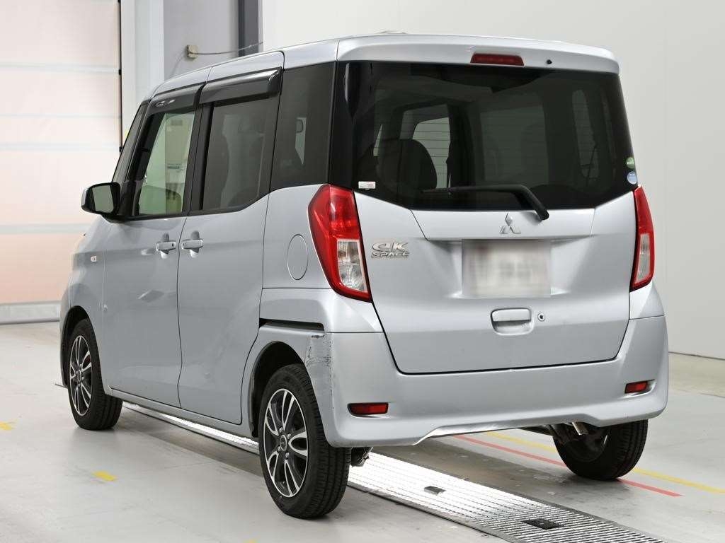 MITSUBISHI EK SPACE