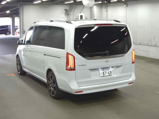 MERCEDES-BENZ V-CLASS