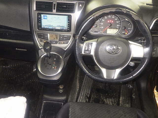 TOYOTA RACTIS