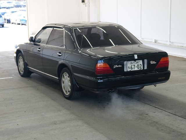 NISSAN GLORIA