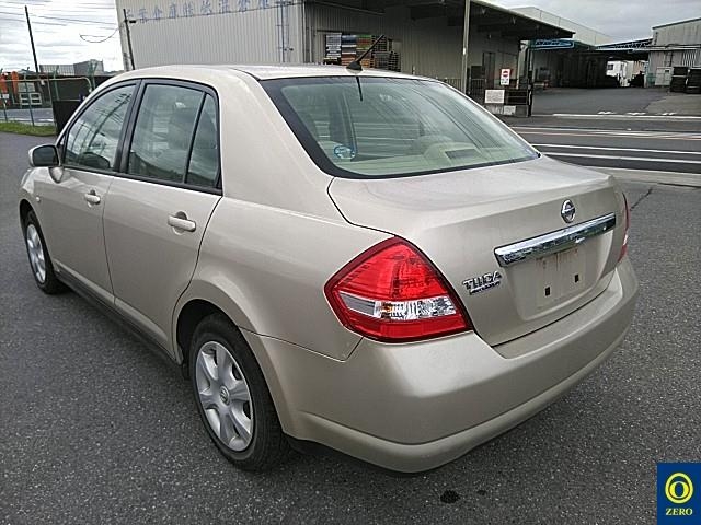 NISSAN TIIDA LATIO