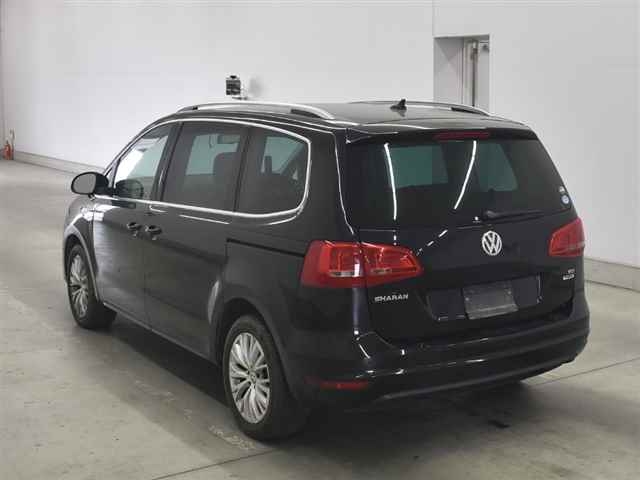 VOLKSWAGEN SHARAN