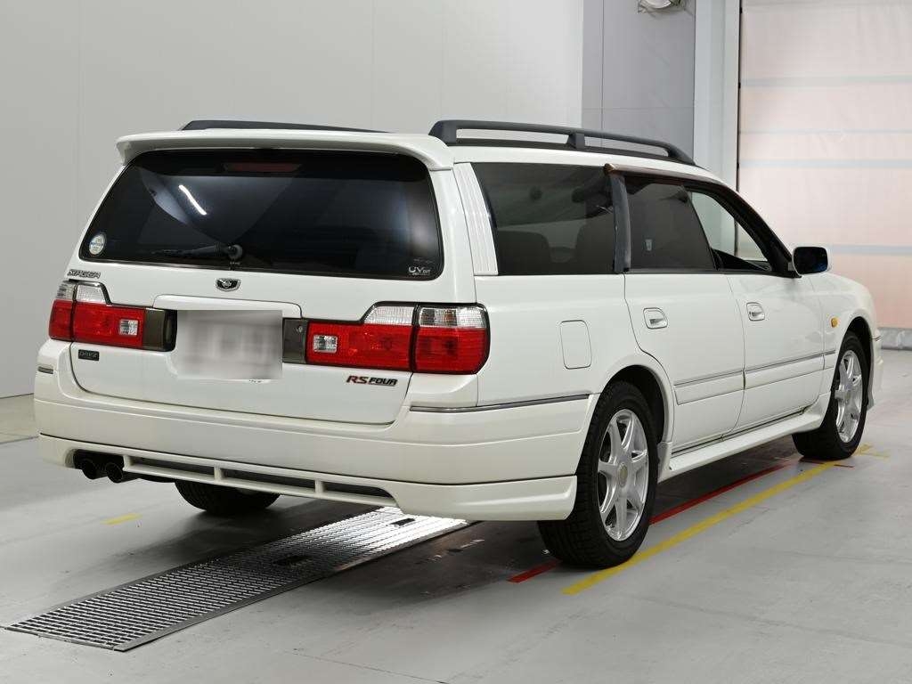 NISSAN STAGEA