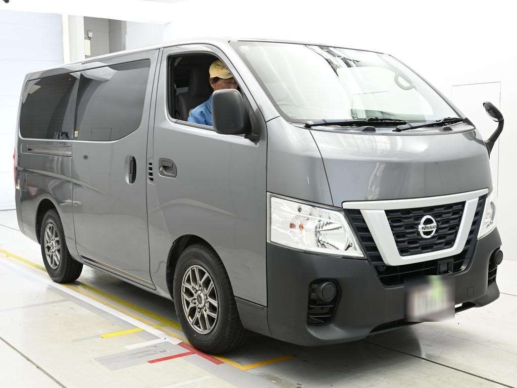 NISSAN NV350 CARAVAN