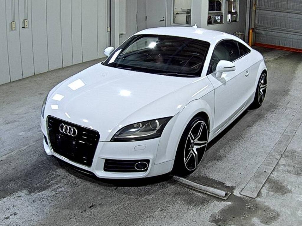 AUDI TT
