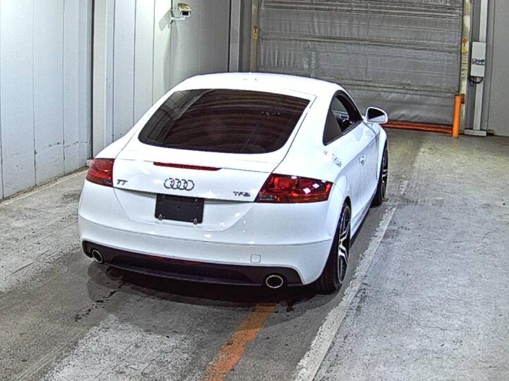 AUDI TT
