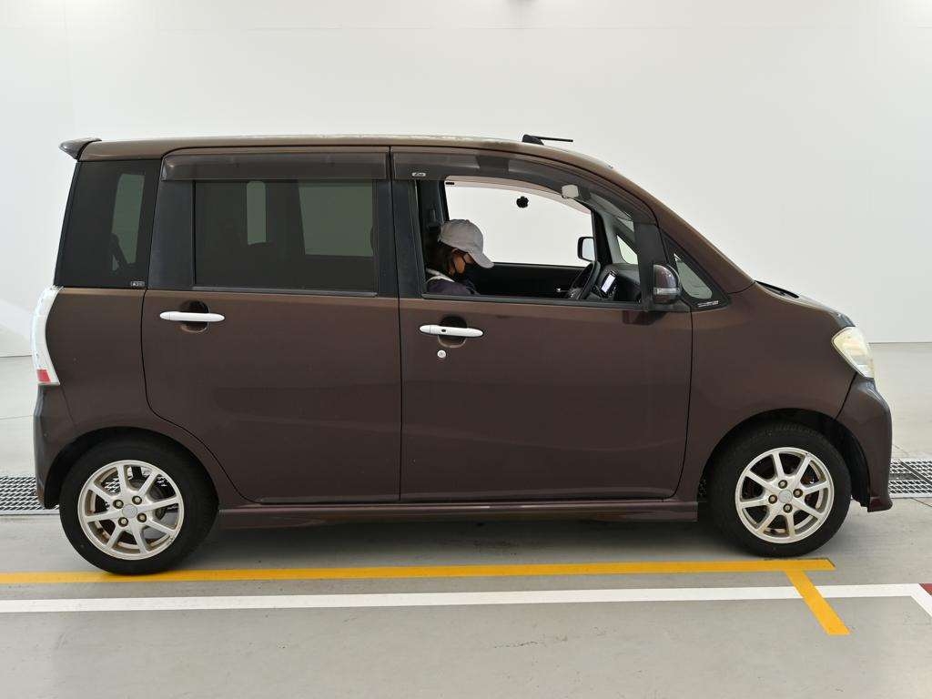 DAIHATSU TANTO EXE