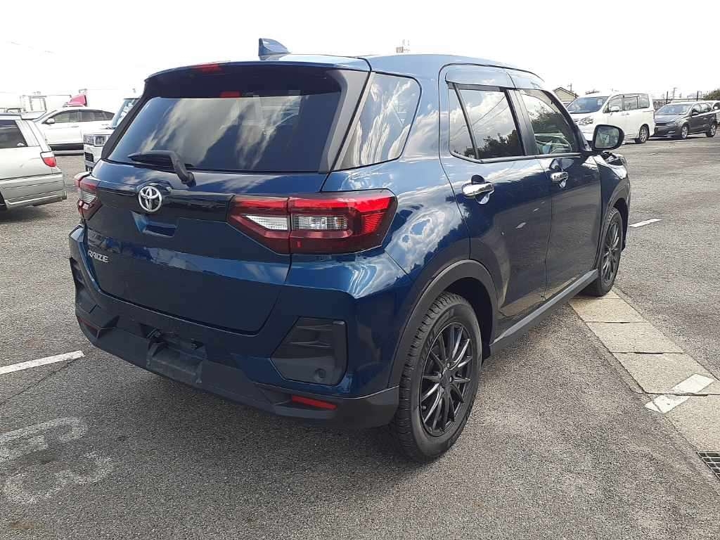 TOYOTA RAIZE