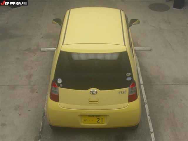DAIHATSU ESSE