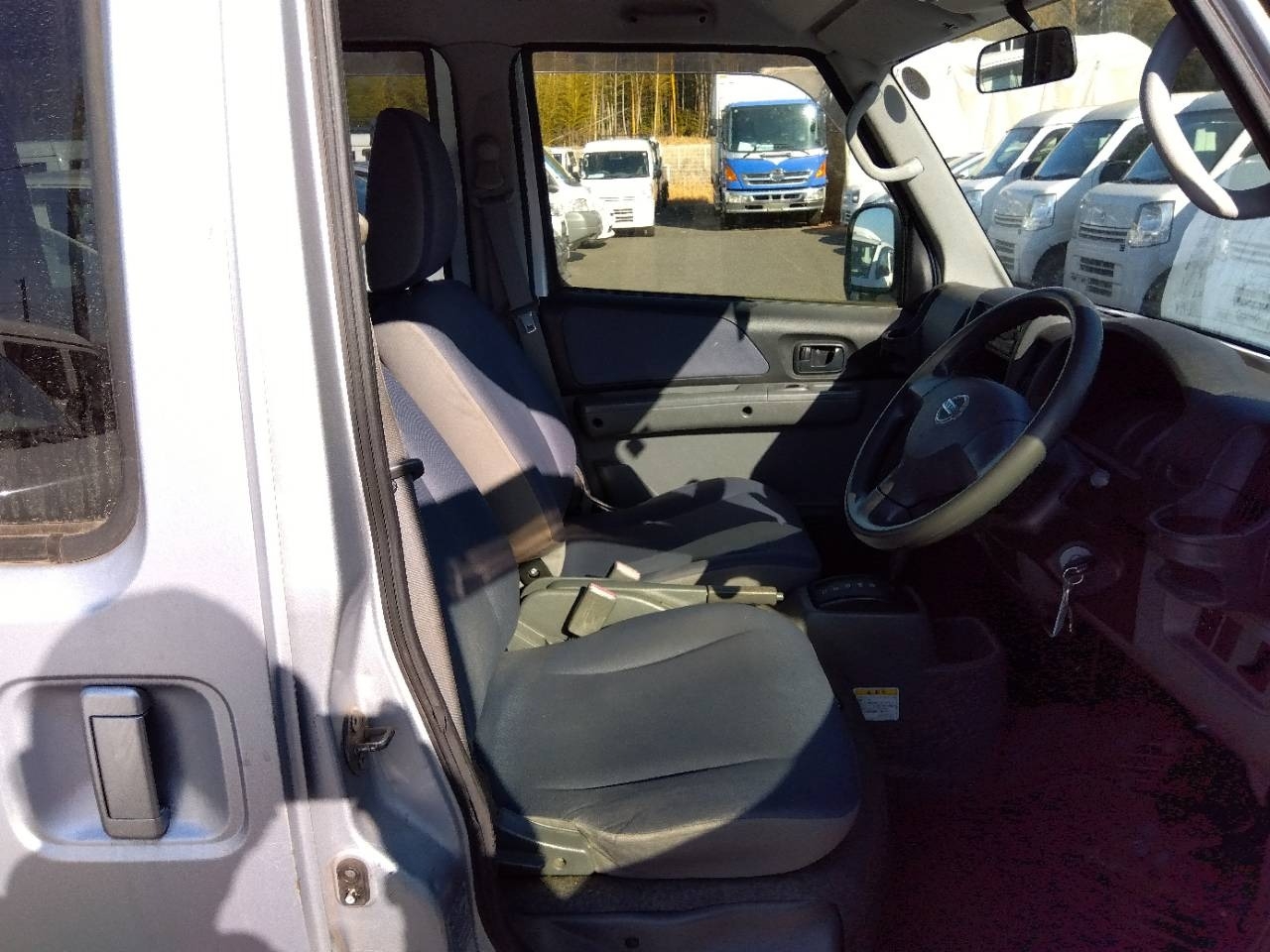 NISSAN NV100 CLIPPER