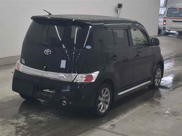 TOYOTA BB