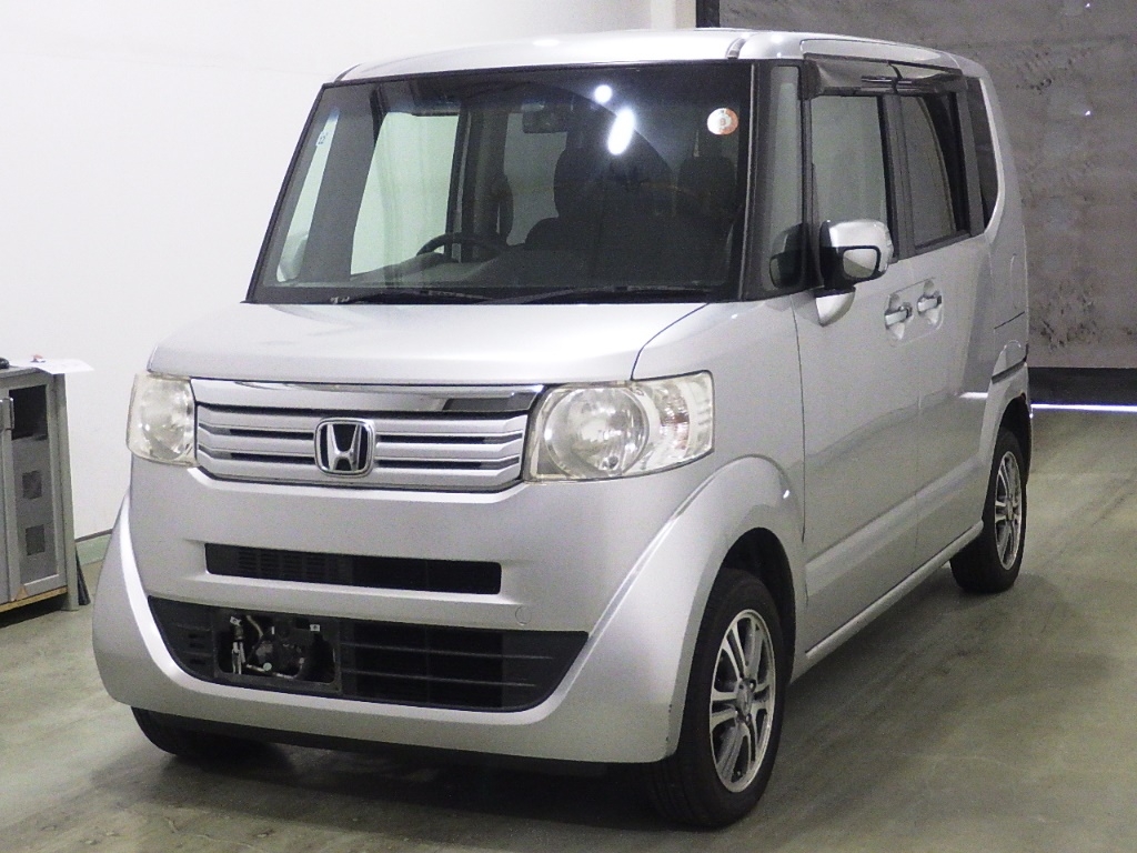 HONDA N-BOX+