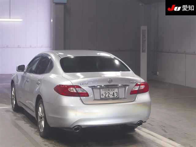 NISSAN FUGA