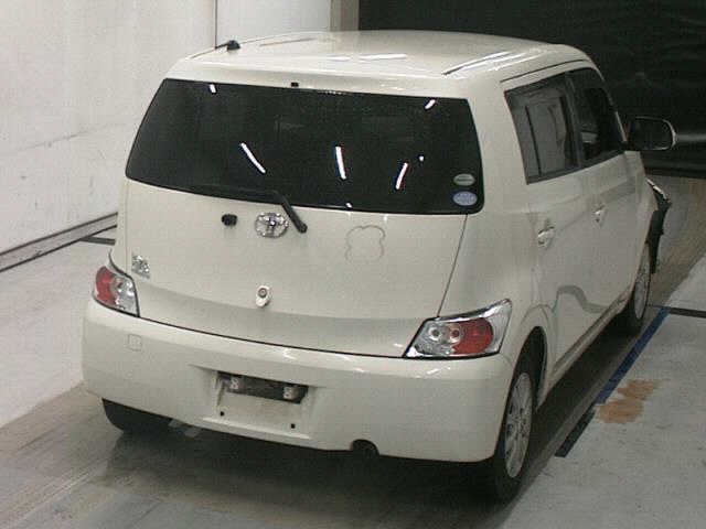 TOYOTA BB