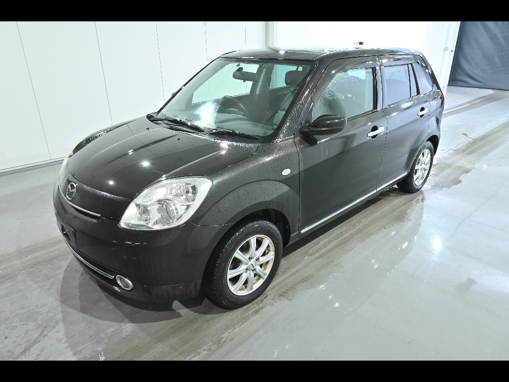 MAZDA VERISA