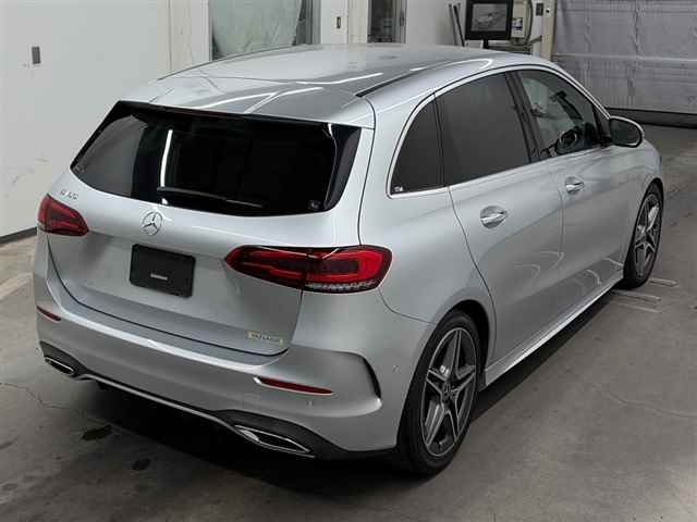 MERCEDES-BENZ B-CLASS