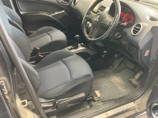 MITSUBISHI COLT PLUS