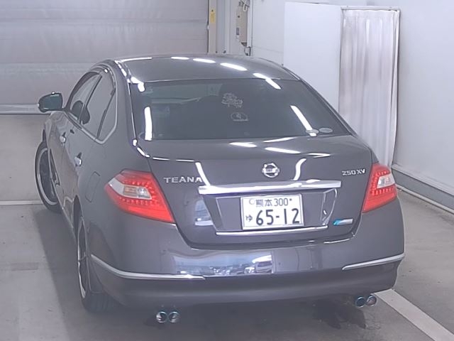 NISSAN TEANA