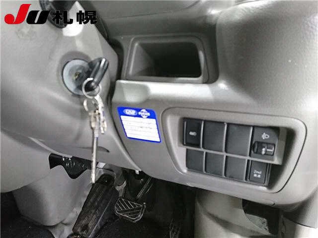 MITSUBISHI MINICAB