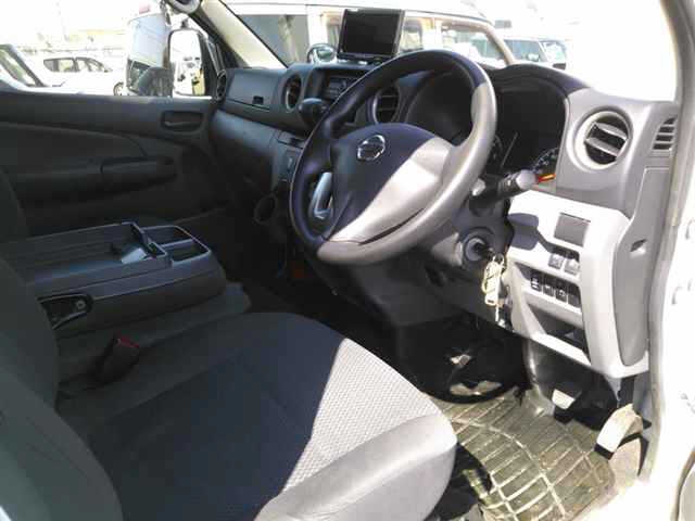 NISSAN NV350 CARAVAN