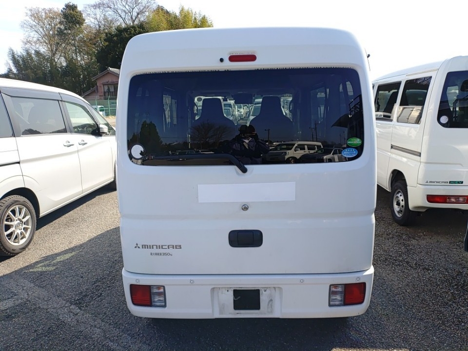 MITSUBISHI MINICAB