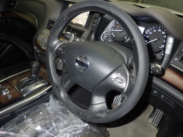 NISSAN FUGA