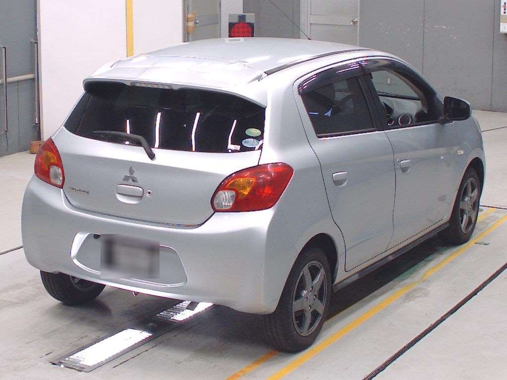 MITSUBISHI MIRAGE