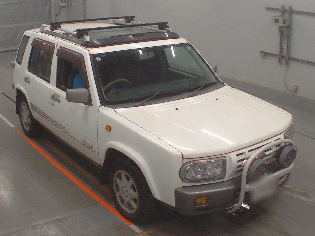 NISSAN RASHEEN