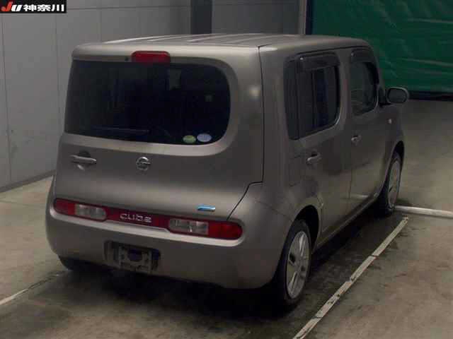 NISSAN CUBE