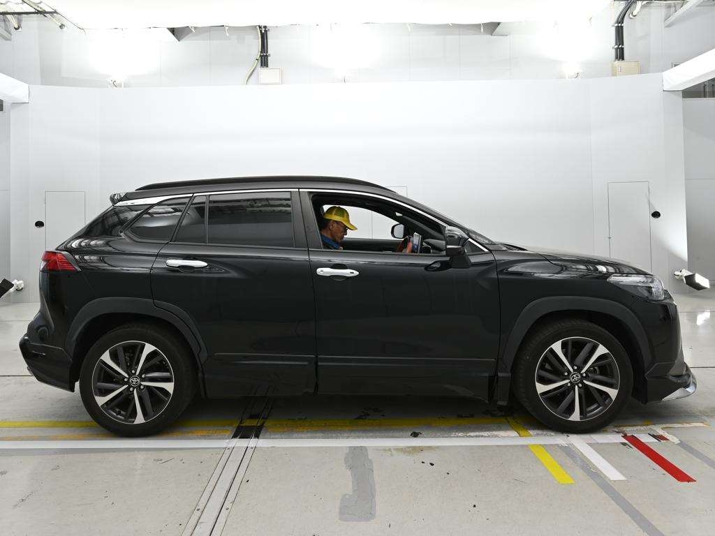 TOYOTA COROLLA CROSS