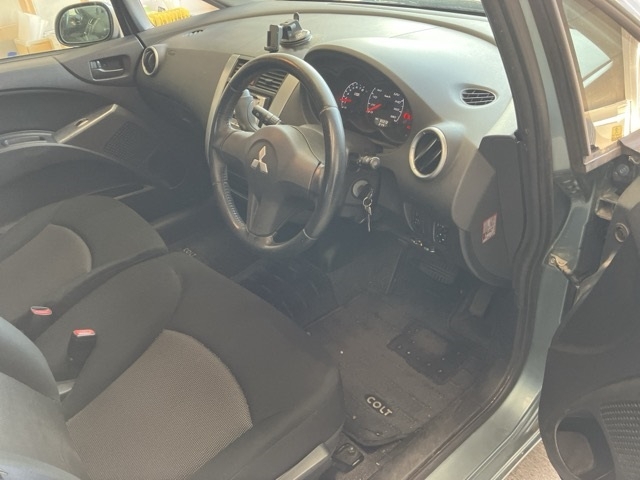 MITSUBISHI COLT PLUS