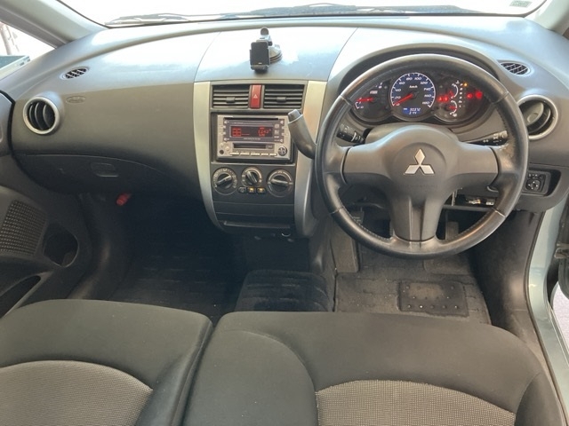 MITSUBISHI COLT PLUS