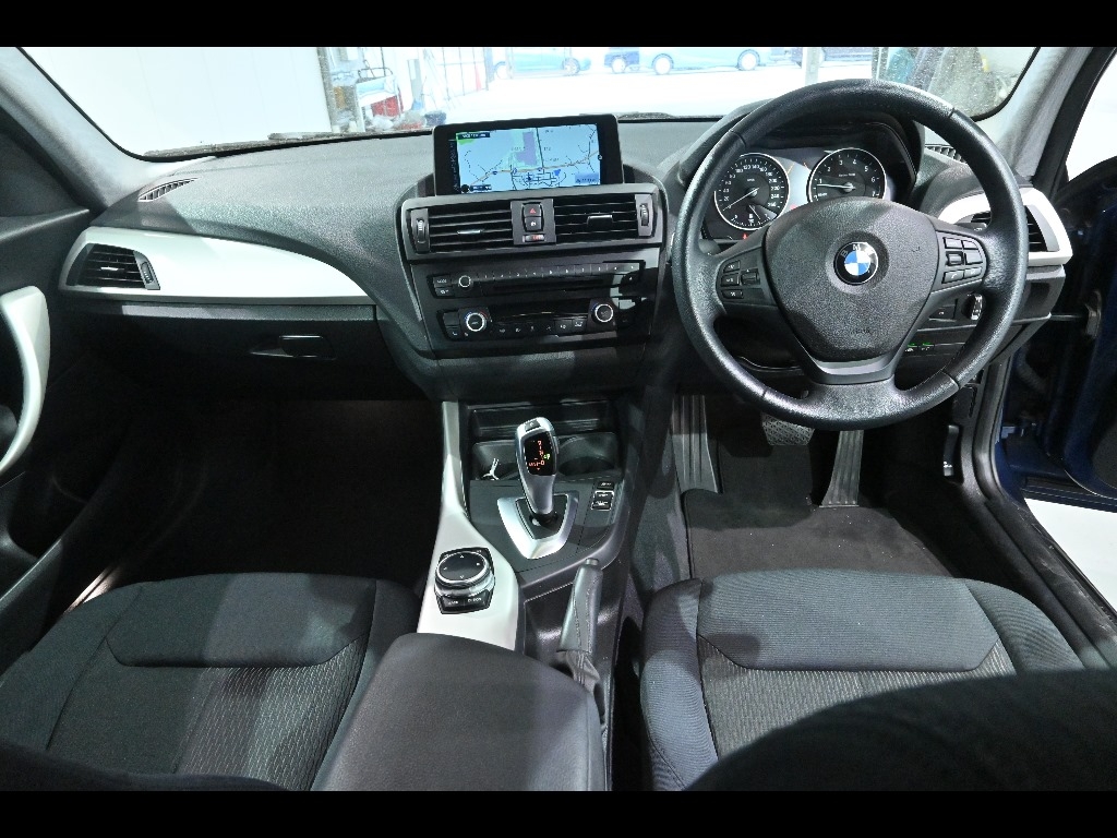BMW 1-SERIES