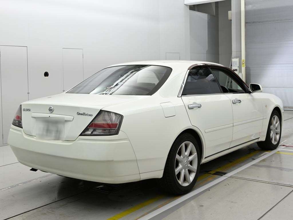 NISSAN GLORIA