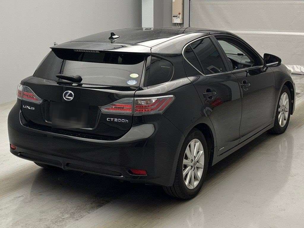 LEXUS CT200H