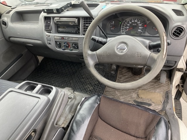 NISSAN CARAVAN