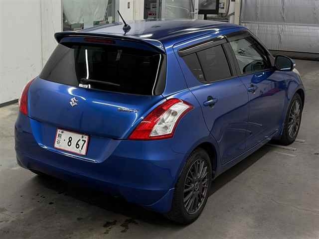 SUZUKI SWIFT