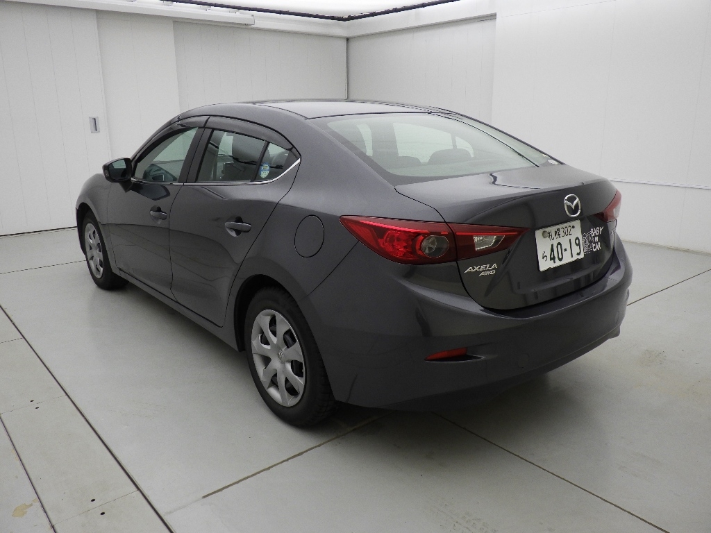 MAZDA AXELA
