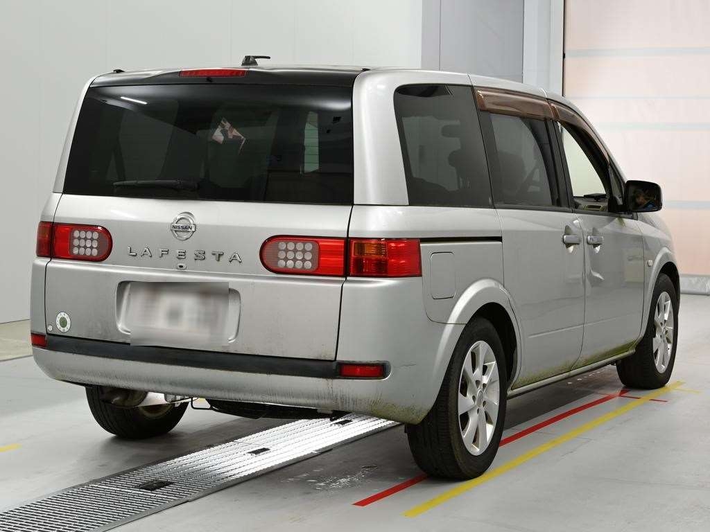 NISSAN LAFESTA