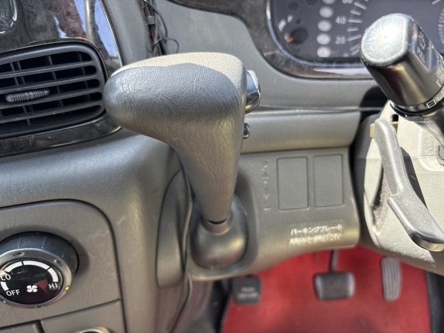 TOYOTA TOWN ACE NOAH
