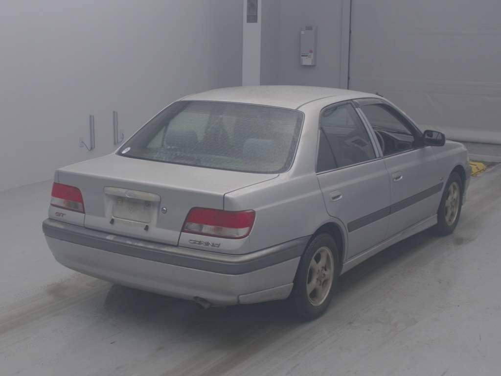 TOYOTA CARINA